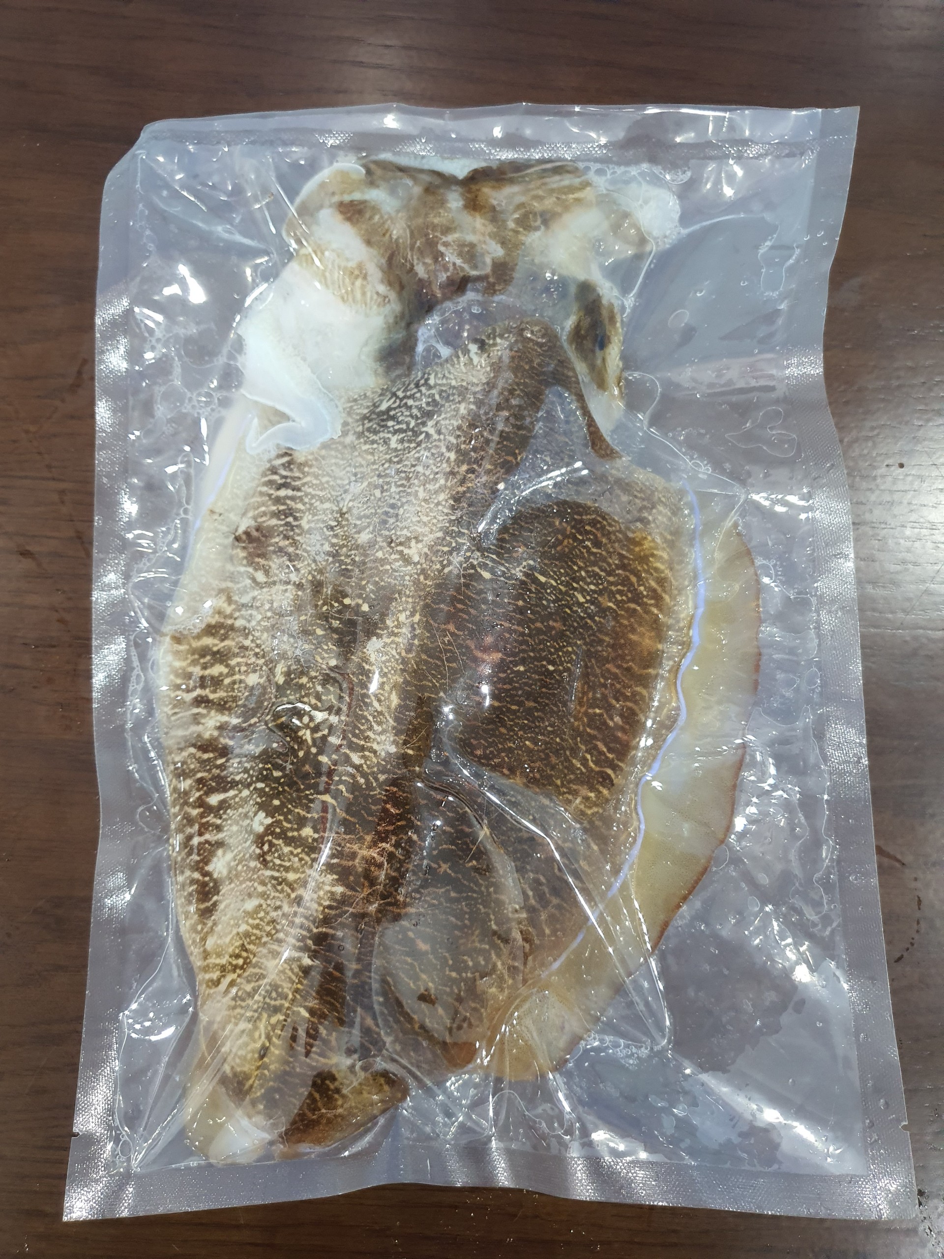 Mực Mi Nơ